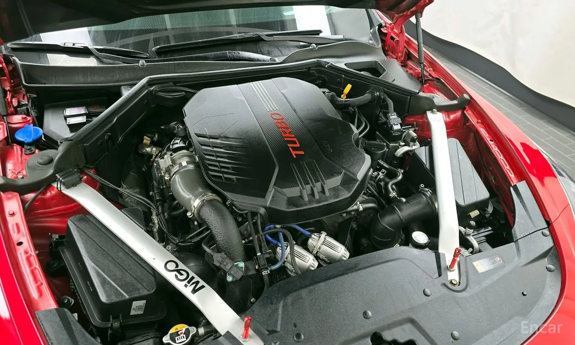 Фото 6 - Kia Stinger