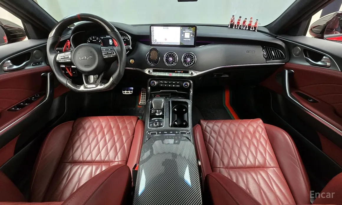 Фото 7 - Kia Stinger