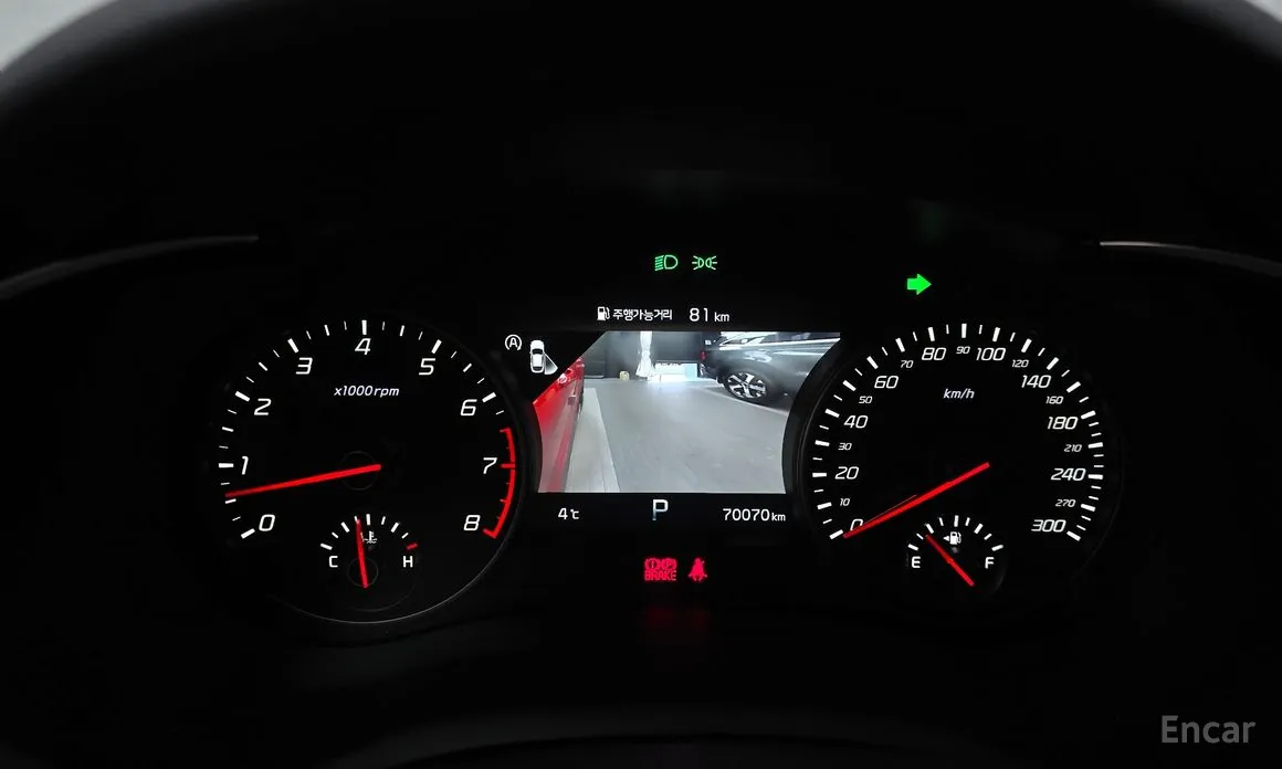 Фото 8 - Kia Stinger