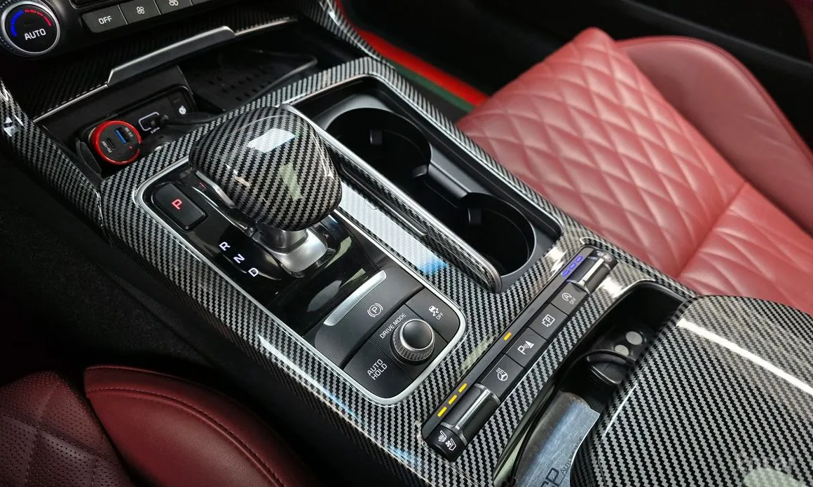 Фото 9 - Kia Stinger