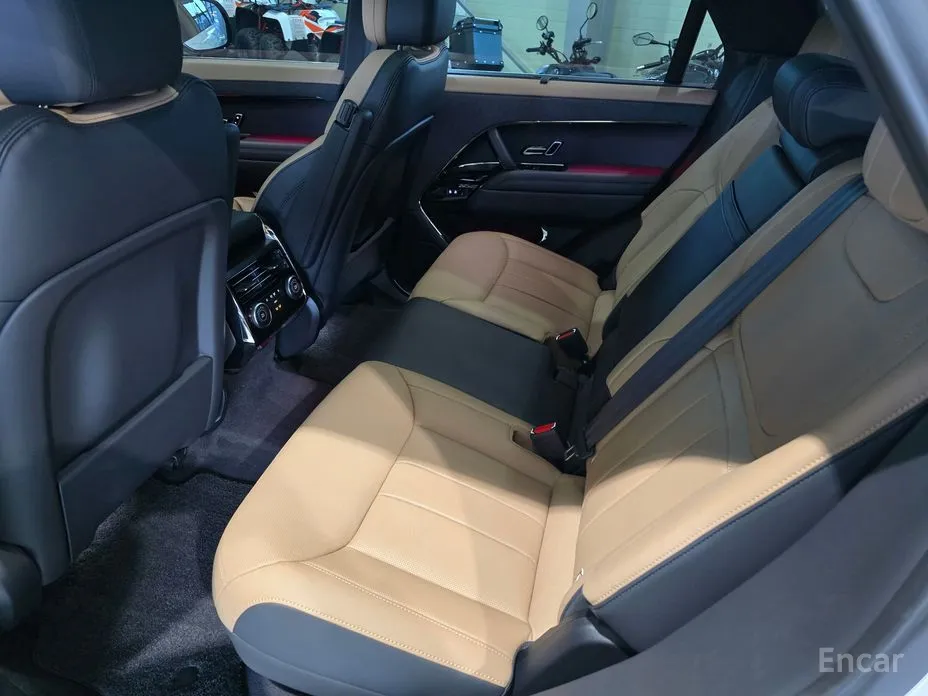 Photo 12 - Land Rover Range Rover Sport