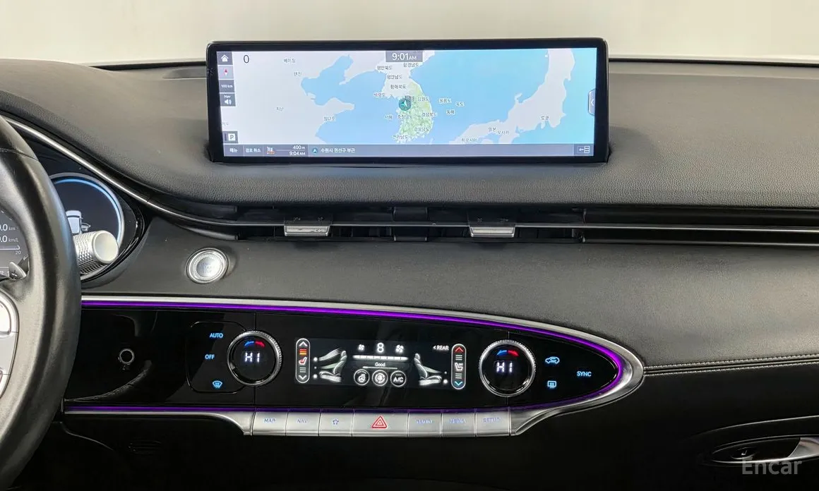 Фото 14 - Genesis GV70