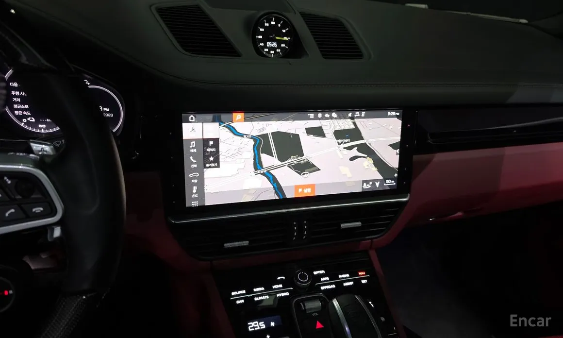 Фото 14 - Porsche Cayenne