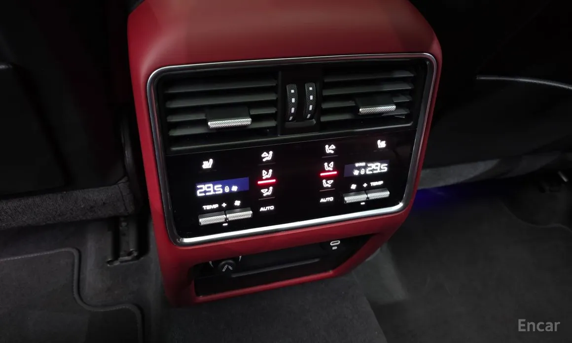 Фото 18 - Porsche Cayenne