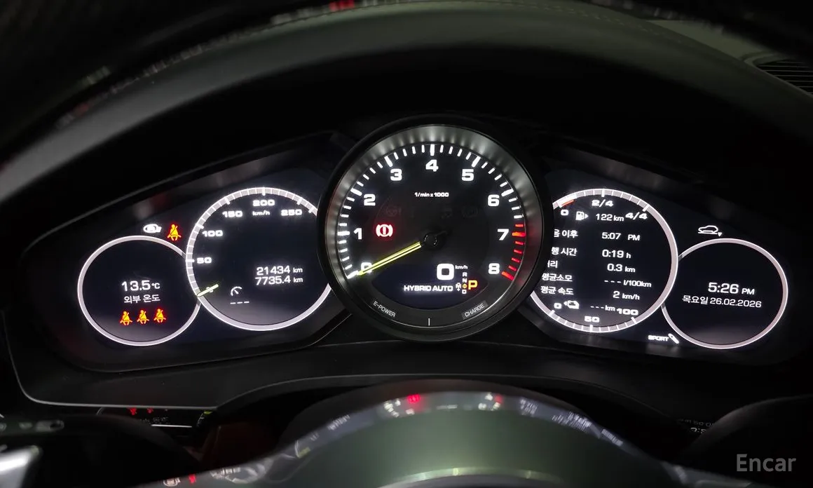 Фото 8 - Porsche Cayenne