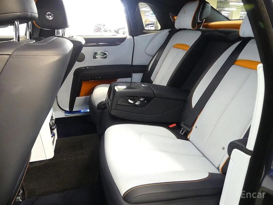 Фото 9 - Rolls-Royce Ghost