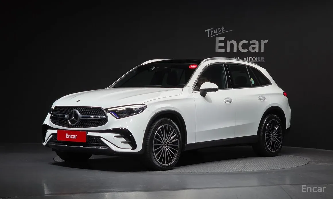 2023 Mercedes-Benz GLC-Class