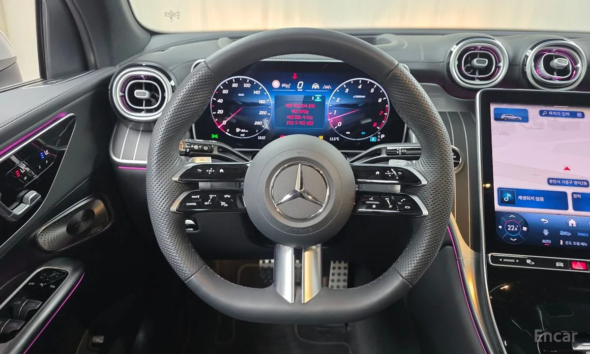 Mercedes-Benz GLC-Class 2023 GLC300 4MATIC AMG Line