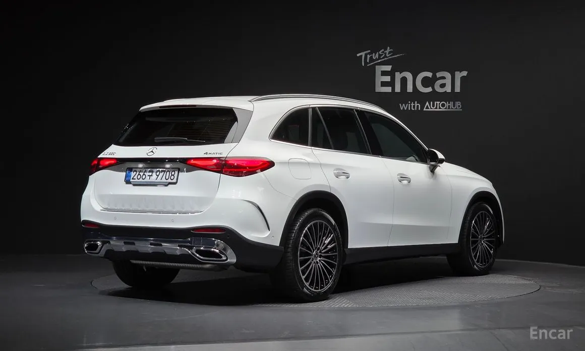 2023 Mercedes-Benz GLC-Class