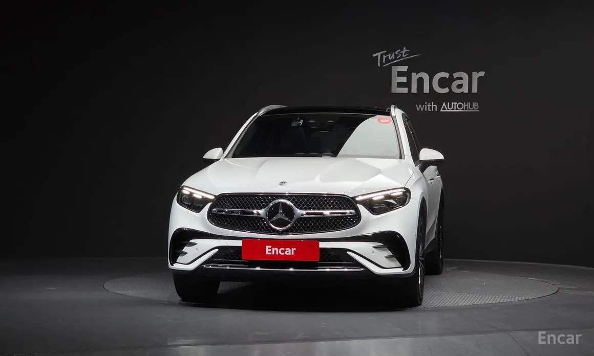 2023 Mercedes-Benz GLC-Class