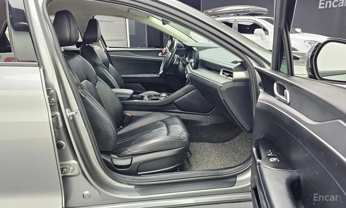 Фото 11 - Kia K5