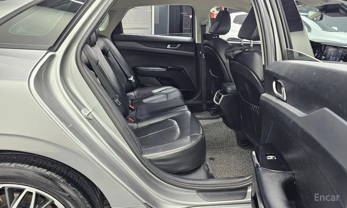 Фото 12 - Kia K5