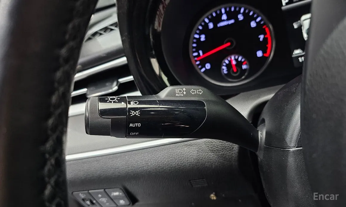 Фото 17 - Kia K5