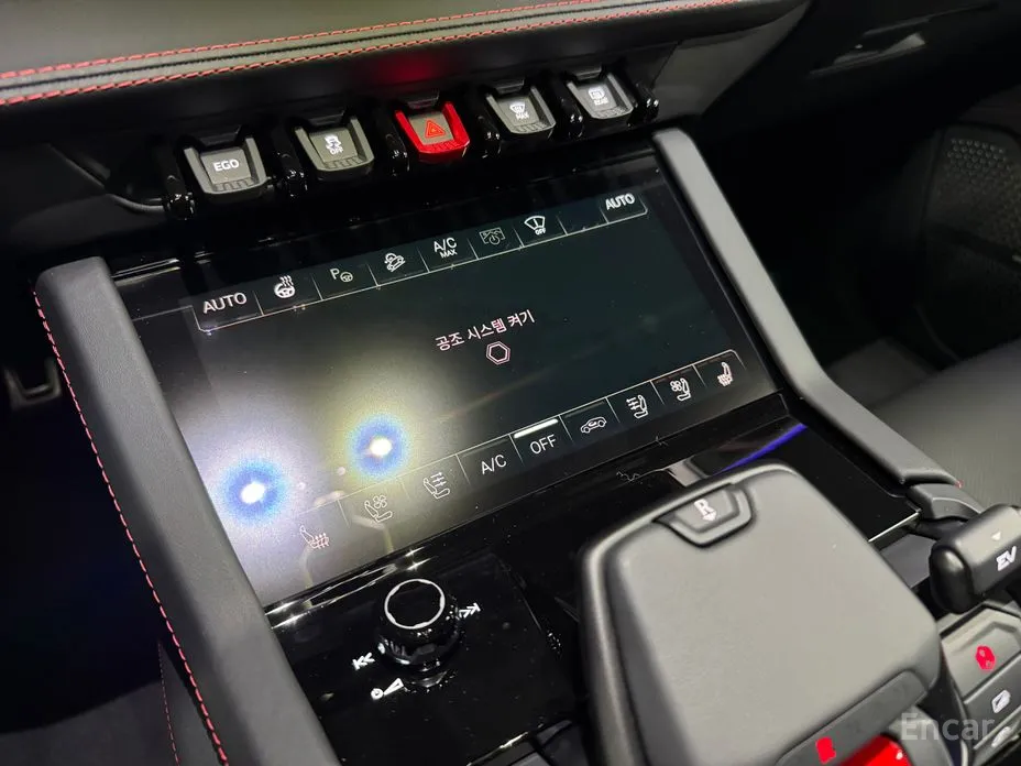 Фото 11 - Lamborghini Urus