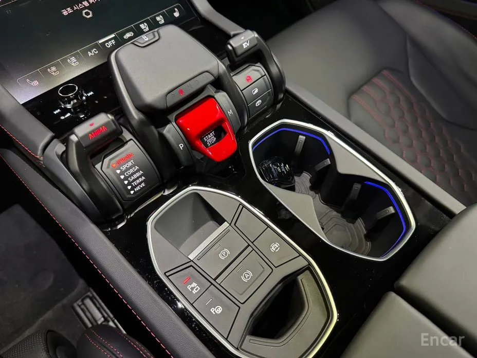 Фото 12 - Lamborghini Urus