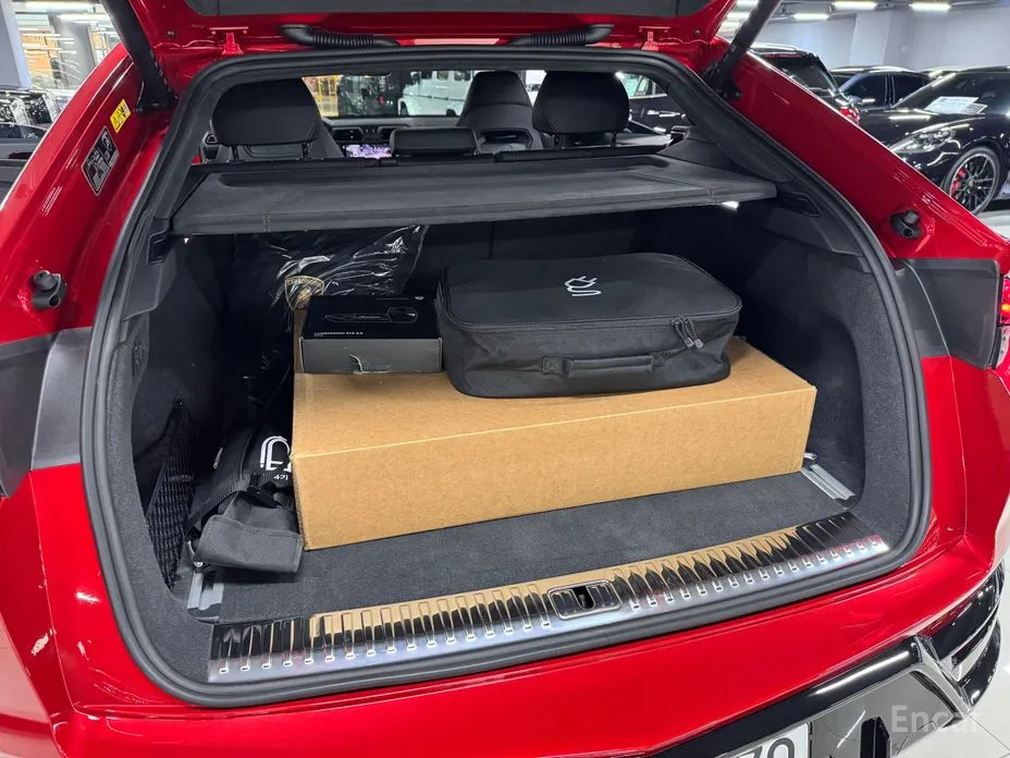 Фото 16 - Lamborghini Urus