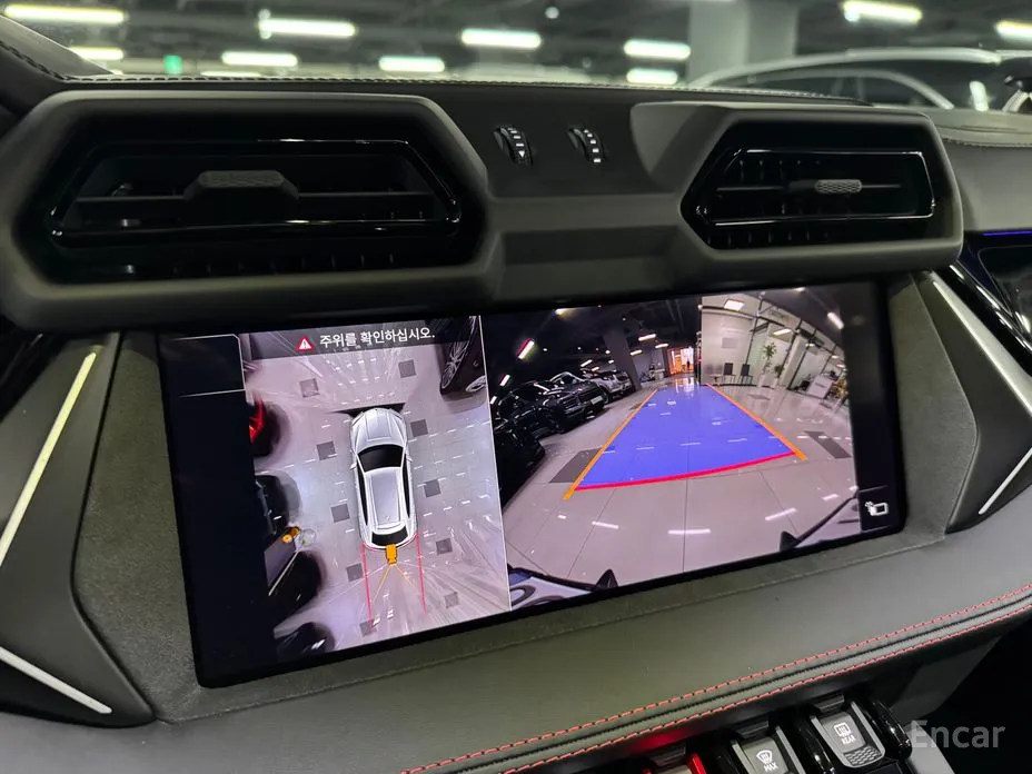 Фото 9 - Lamborghini Urus