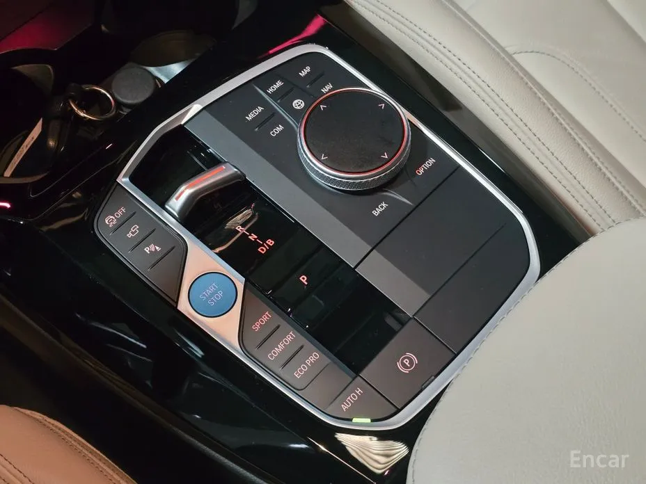 Фото 11 - BMW iX3