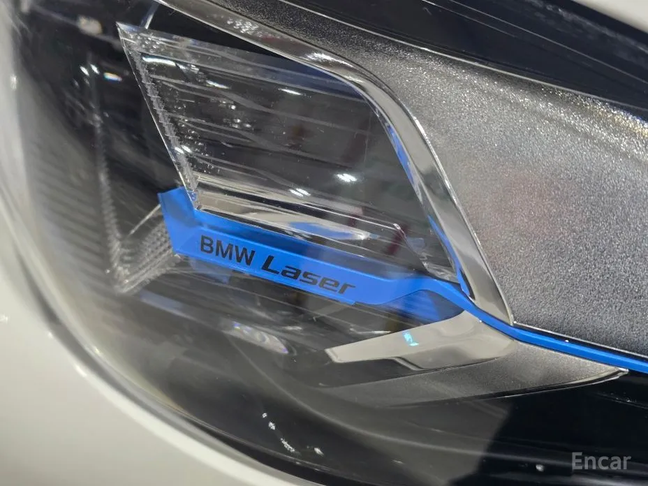 Фото 12 - BMW iX3