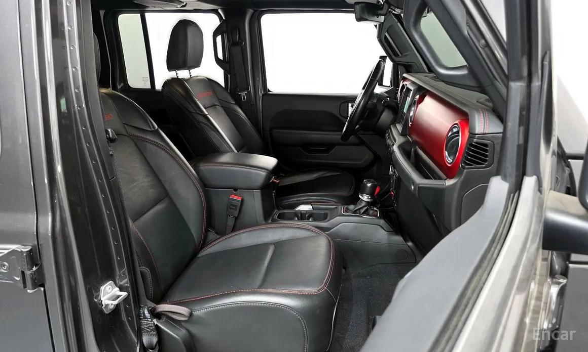 Фото 10 - Jeep Gladiator