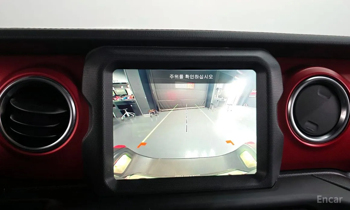 Фото 16 - Jeep Gladiator