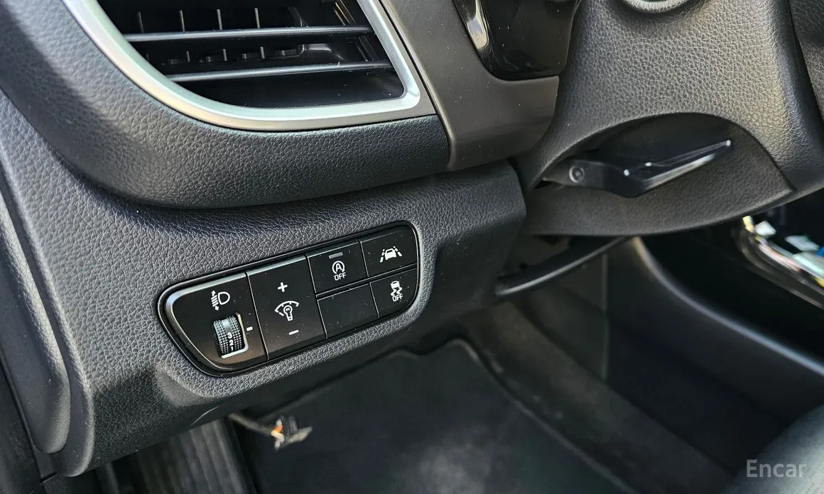 Фото 14 - Kia Seltos