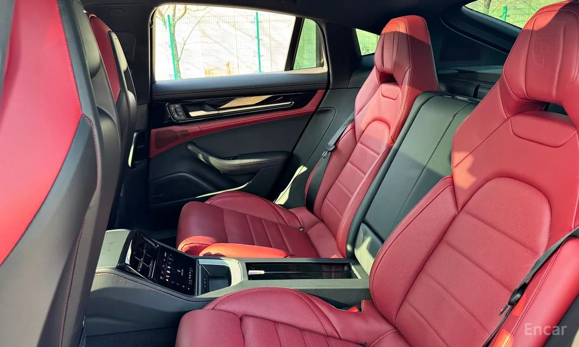 Фото 12 - Porsche Panamera