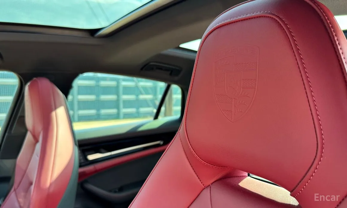 Фото 13 - Porsche Panamera