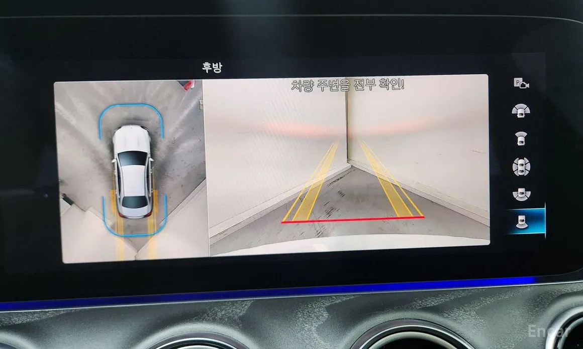 Фото 18 - Mercedes-Benz E-Class