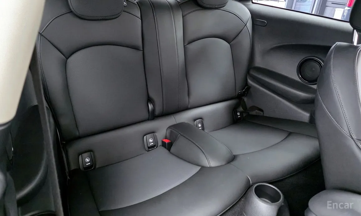 Фото 12 - Mini Cooper