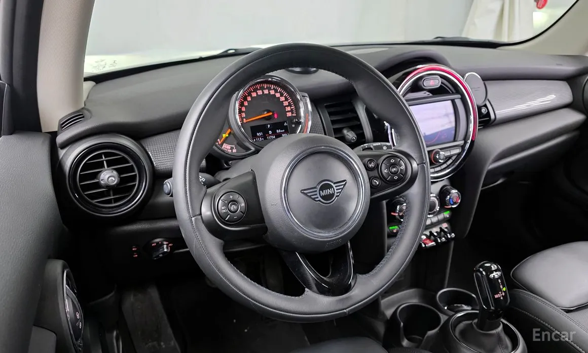 Фото 13 - Mini Cooper