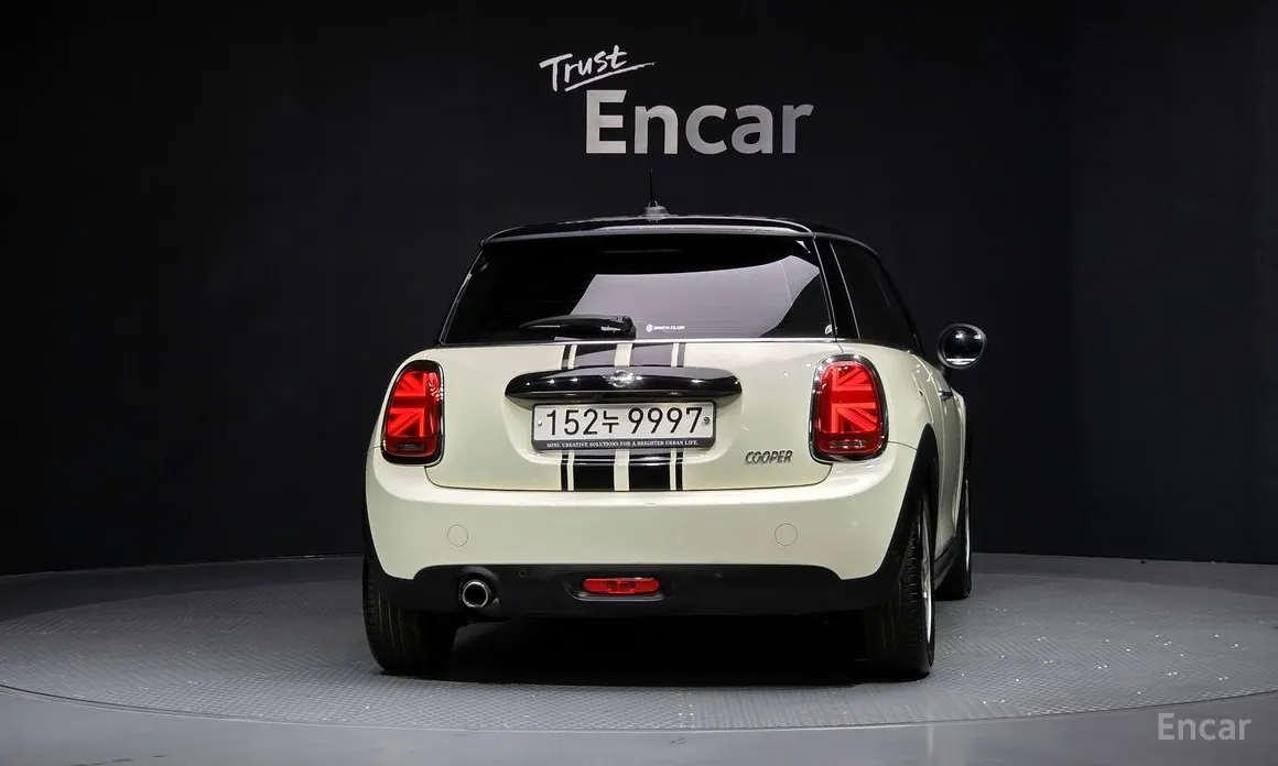 Фото 4 - Mini Cooper