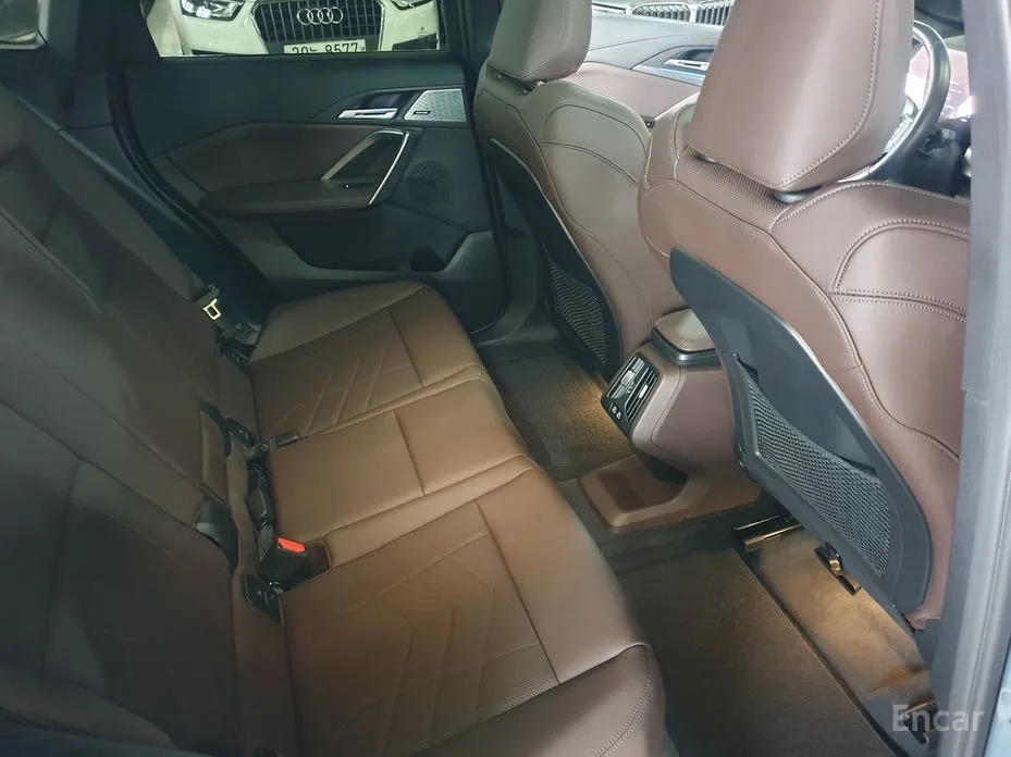 Фото 19 - BMW iX1