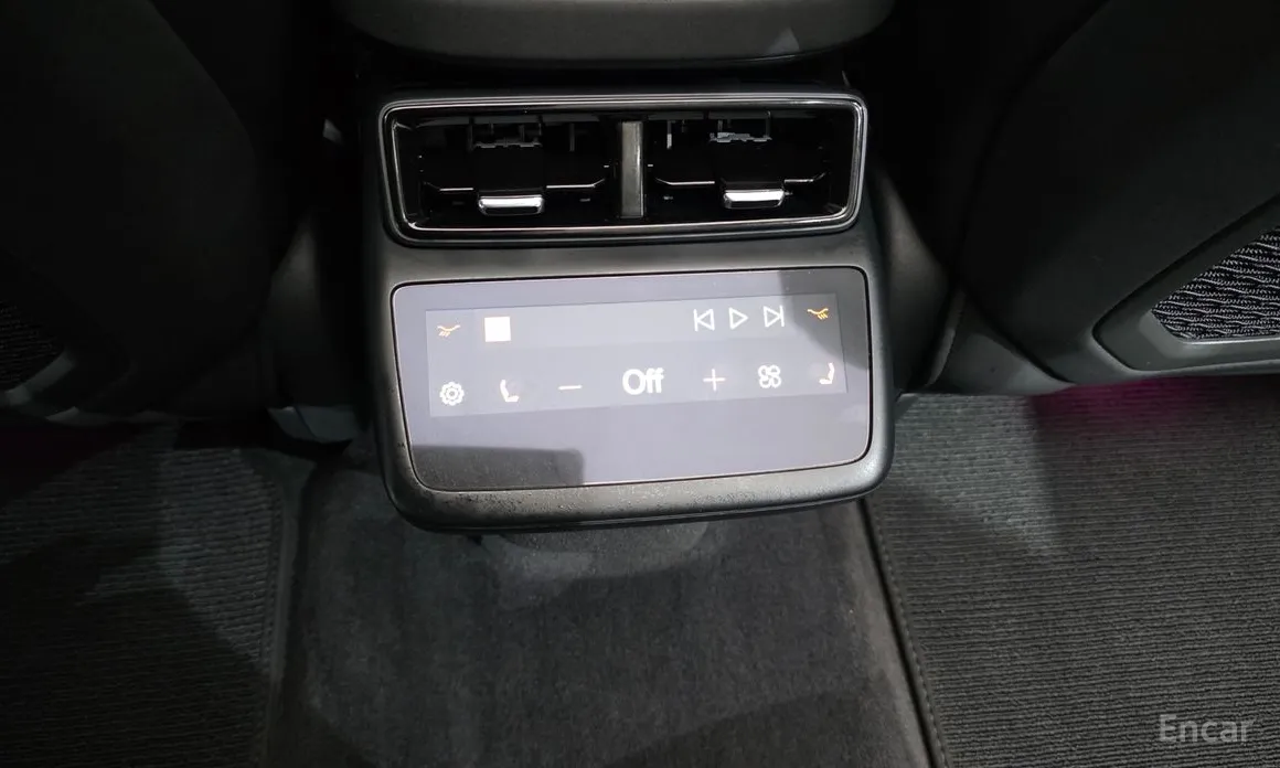 Фото 19 - Polestar 4