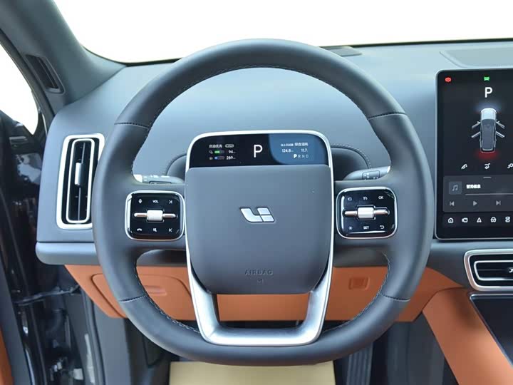 Фото 10 - LiXiang L9