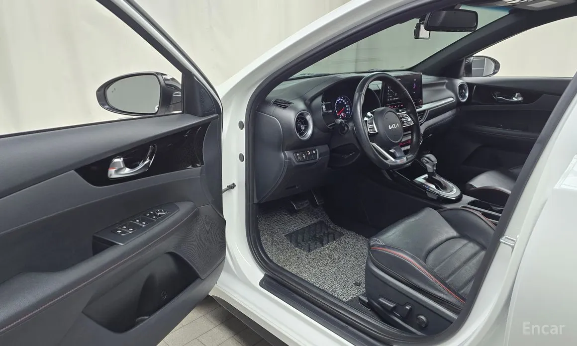 Фото 10 - Kia K3