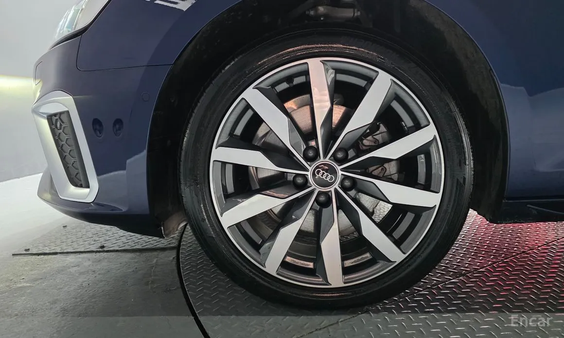 Audi A4 2016 40 TFSI Premium