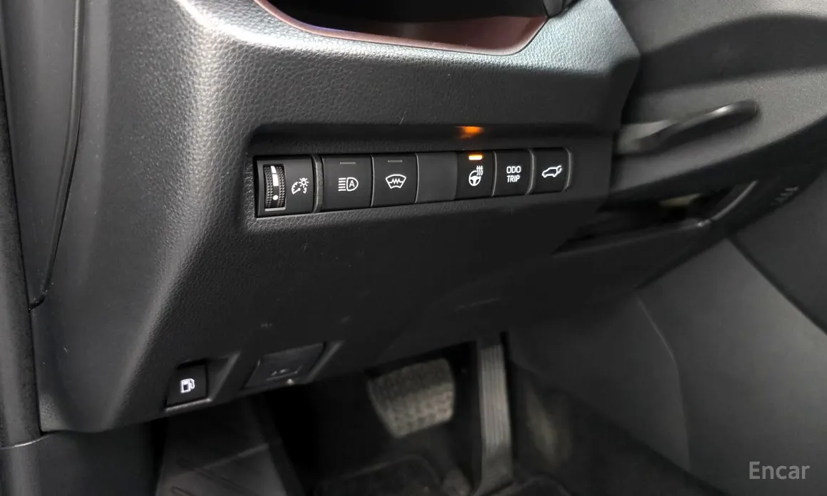 Photo 18 - Toyota RAV4