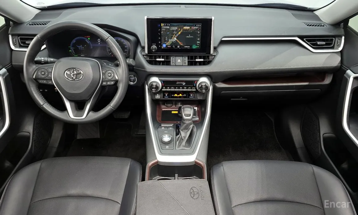 Photo 7 - Toyota RAV4