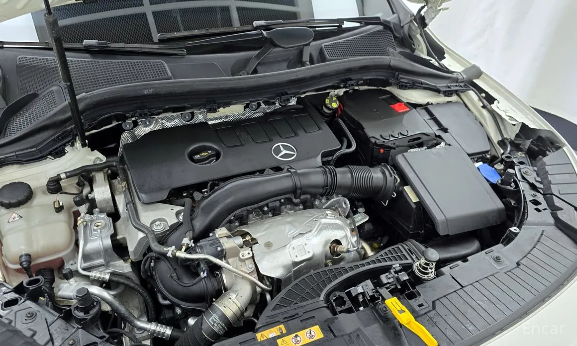Mercedes-Benz GLA-Class 2020 GLA250 4MATIC