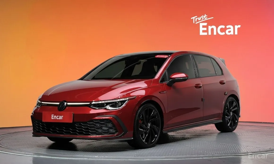 Фото 1 - Volkswagen Golf