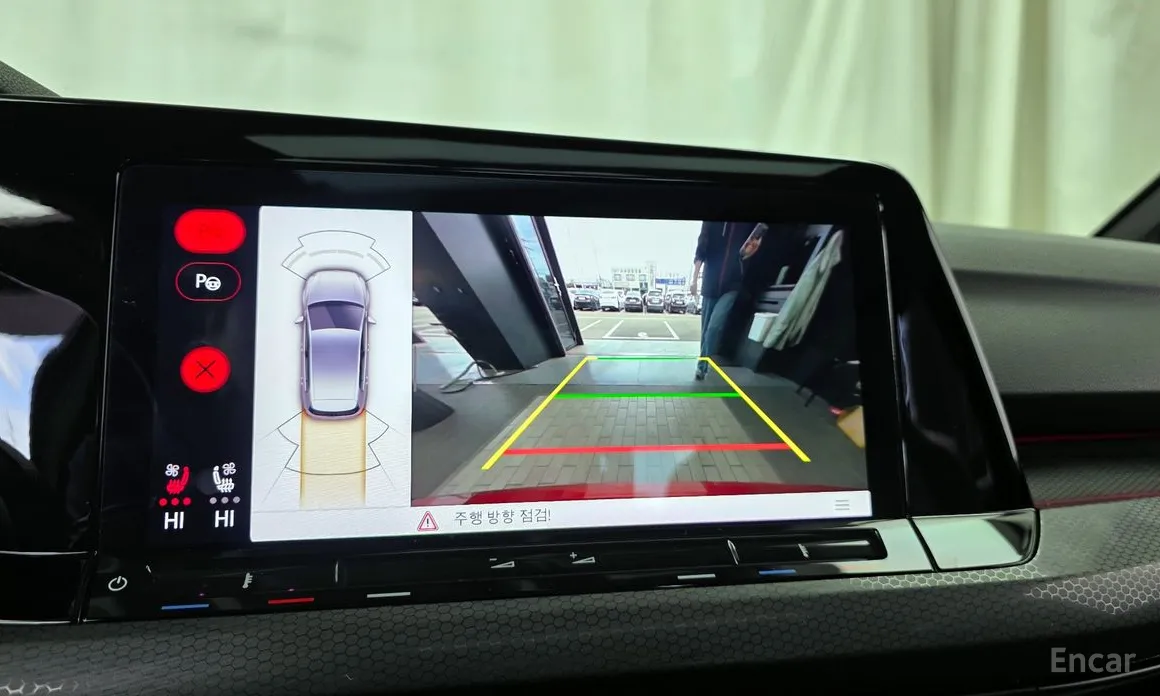 Фото 14 - Volkswagen Golf