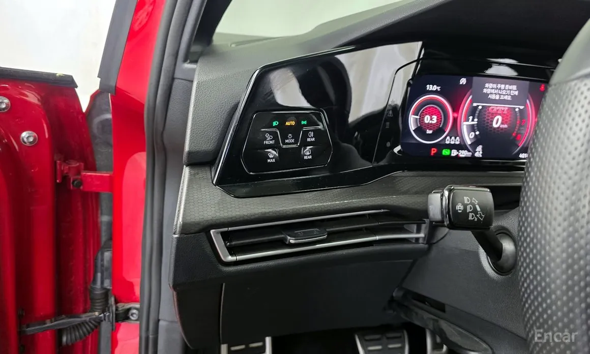 Фото 16 - Volkswagen Golf