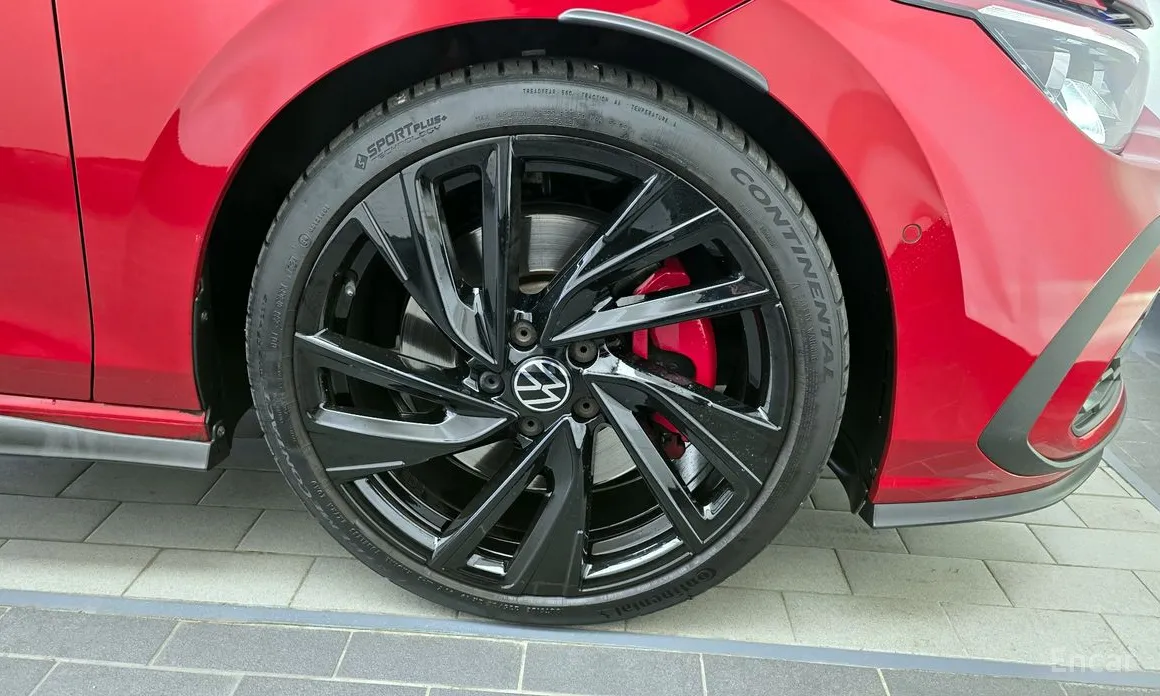 Фото 5 - Volkswagen Golf