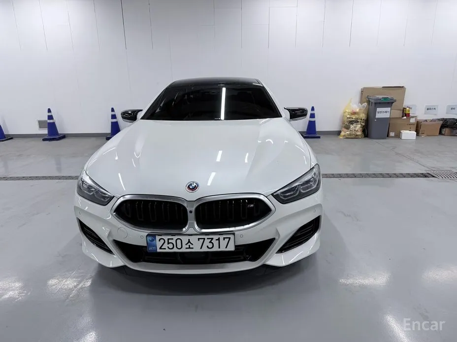 Фото 3 - BMW 8 Series