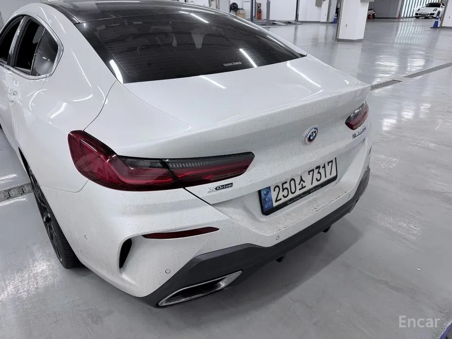 Фото 4 - BMW 8 Series