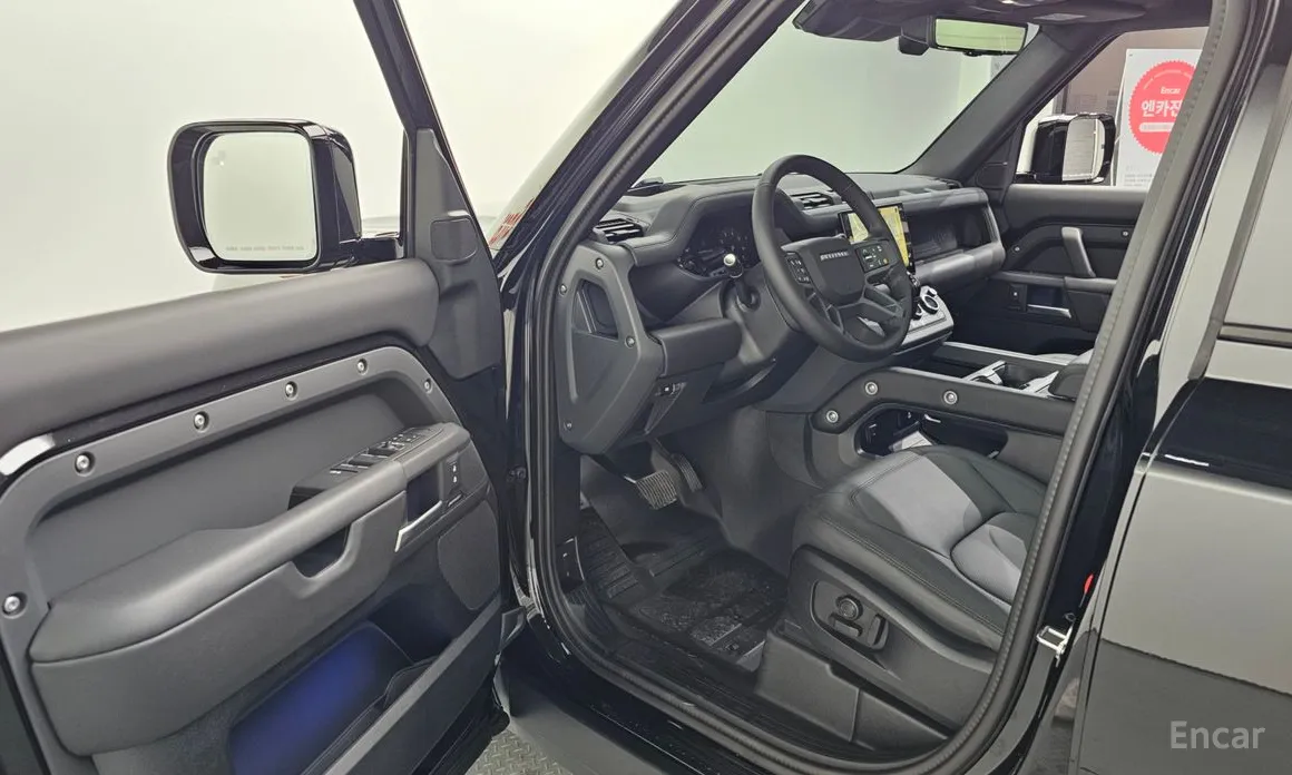 Фото 11 - Land Rover Defender