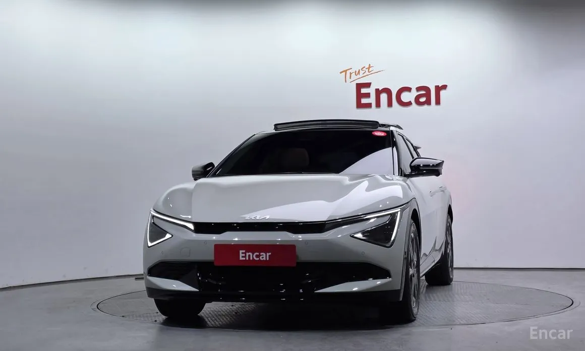 Фото 3 - Kia EV6