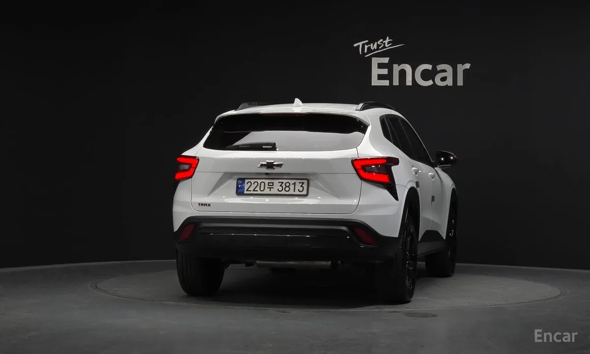 Фото 4 - Chevrolet Trax