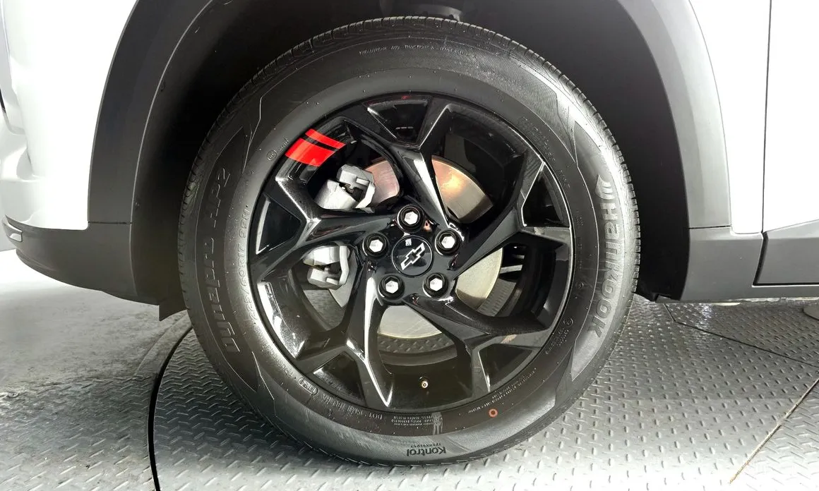 Фото 5 - Chevrolet Trax